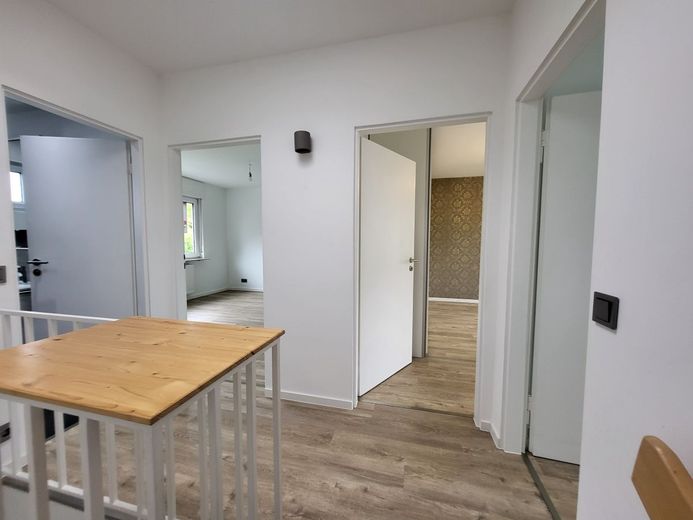 KERNSANIERTES RMH | CA. 170 m² WOHNFLÄCHE | AUFSTOCKUNG WIRD AKTUELL REALISIERT | PROVISIONSFREI – 162196