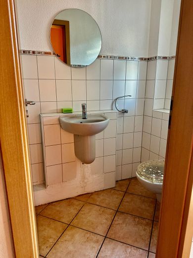 Bezugsbereit, 7 Zimmer & Duschen – Foto 2
