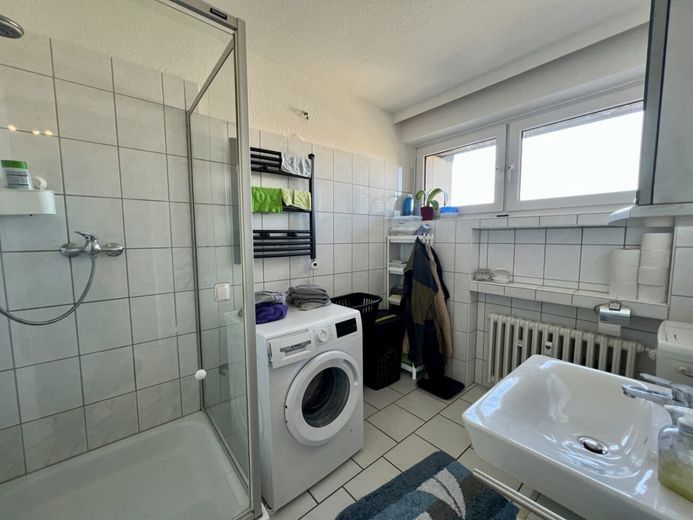 3-Zimmer Eigentumswohnung mit Loggia und Weitblick auf das Kaiser-Wilhelm-Denkmal - Minden-Meißen! – Badezimmer