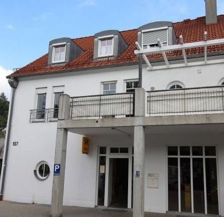 Helles Büro oder Handelsfläche mit 3 Stellplätzen – 3 Parkplätze direkt davor