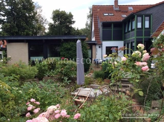 3 Zi.-Whg., möbliert, EG, mit Terrasse, PKW-Stellpatz, sehr schöne, ruhige Lage im Grünen. – 3ec579ed5a24359e213743020437cd5c5357dd4e.jpg