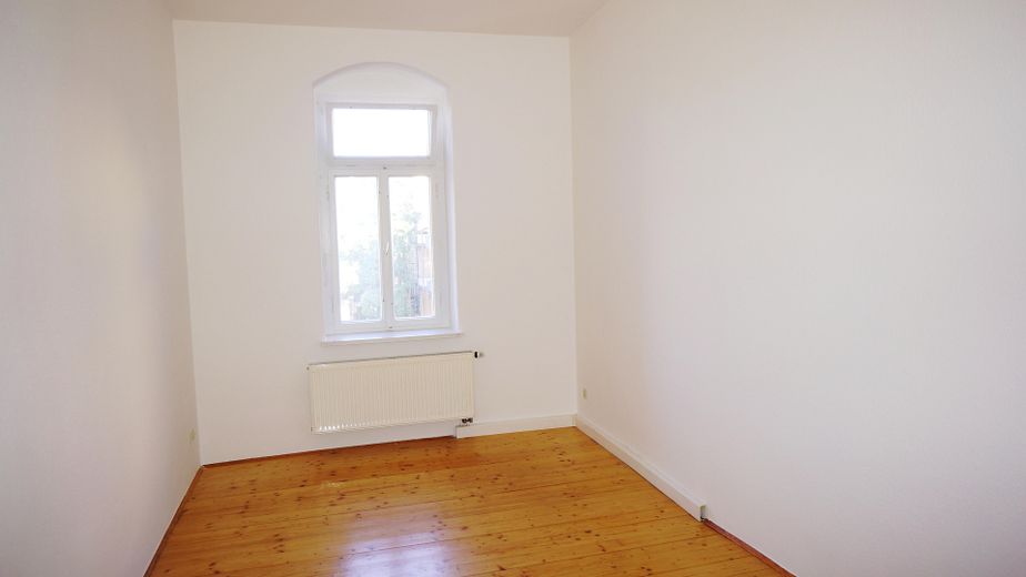 Johannstadt, Nähe Medak, Schöne 4-Raum-Wohnung mit Dielenfußboden und Balkon – Zimmer 3