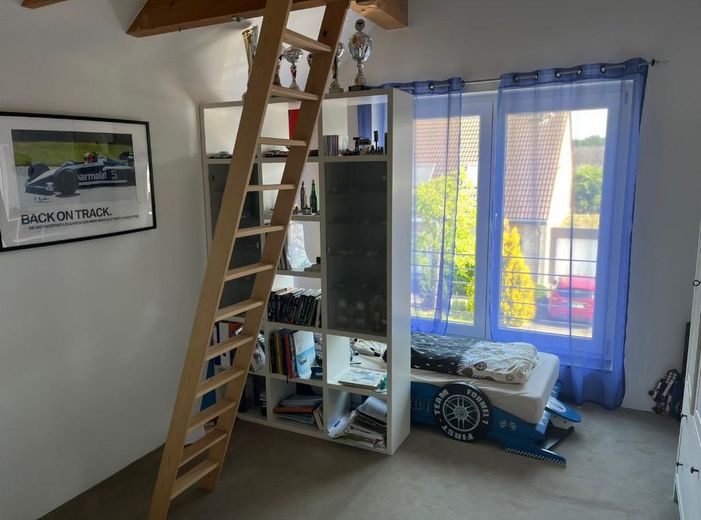 Il sogno di una famiglia, con dotazioni eccezionali e tecnologia energetica sostenibile – Kinderzimmer 2