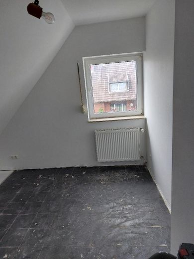 Zimmer OG links zur Rückseite