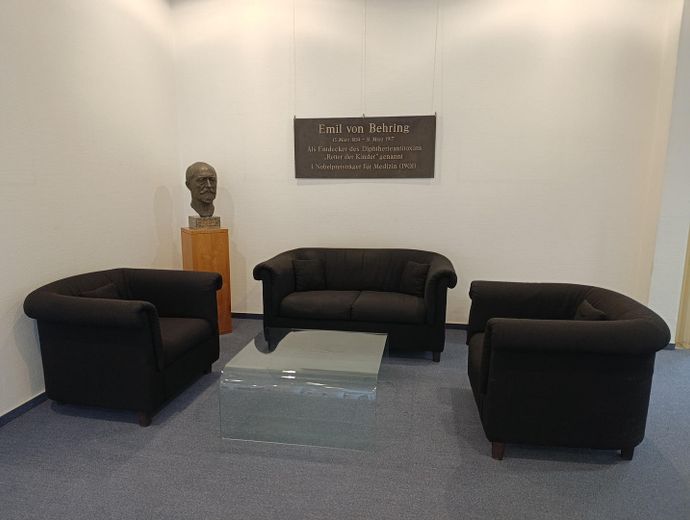 Wartebereich vor Mietfläche