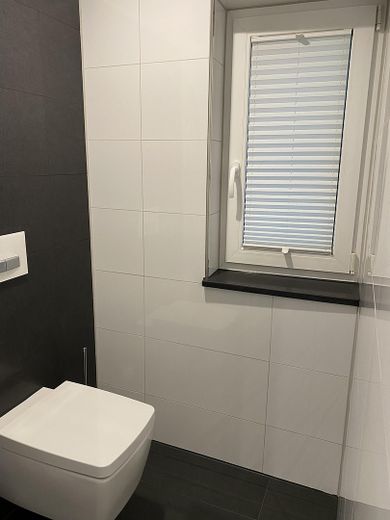 Esclusivo appartamento di 6 locali, 304 mq/KB/Garage/Terrazza/Giardino – Badezimmer