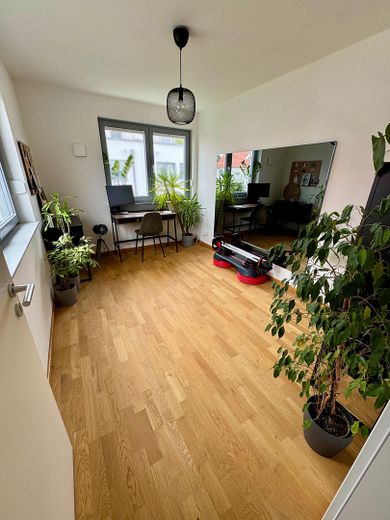 Helles Zimmer (Kinderzimmer)