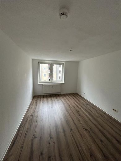 2-Zimmer mit Einbauküche, Balkon, Dusche und Laminat zum Toppreis! – PHOTO-2023-09-18-17-52-22_6