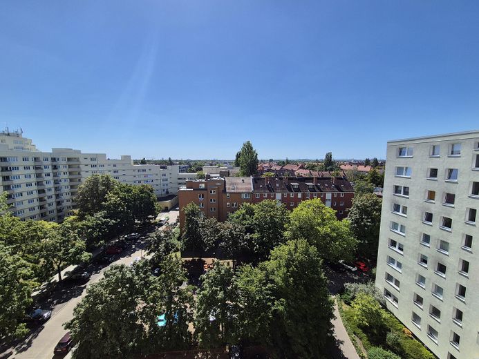 Senza provvigione e libero da subito: vista su Berlino – Ausblick vom Balkon