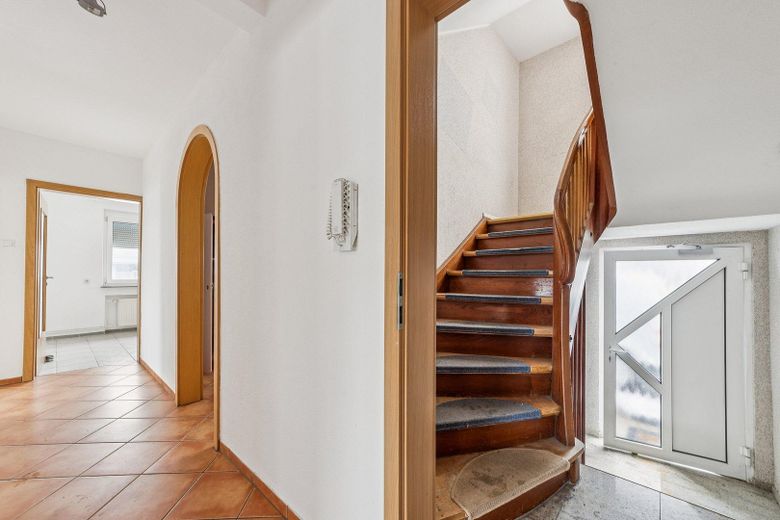 Maison de 3 familles à Villingen-Schwenningen – Treppenhaus EG