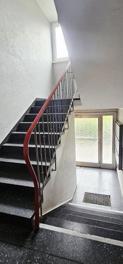 Von Privat! Perfekt vermietete Wohnung, 2ZKB, gr. Balkon mit herrlichem Weitblick – Foto 4
