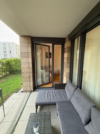 Elegante appartamento con giardino di 2 locali: design moderno e posizione privilegiata nell’Ackermann Park – Foto 8