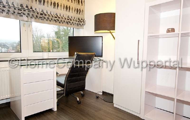 Business apartment with high-quality furnishings, cleaning service and DSL Wi-Fi – 2c043d6d19cd7b4fe252aeeaf5983353a7d1ba11.jpg