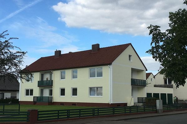 Dos edificios residenciales modernizados con 8 viviendas – paquete o venta individual