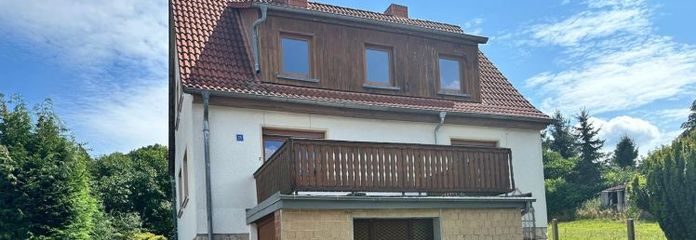 TOP konumda sağlam yapıya sahip bir ev – Tadilat gerektiriyor