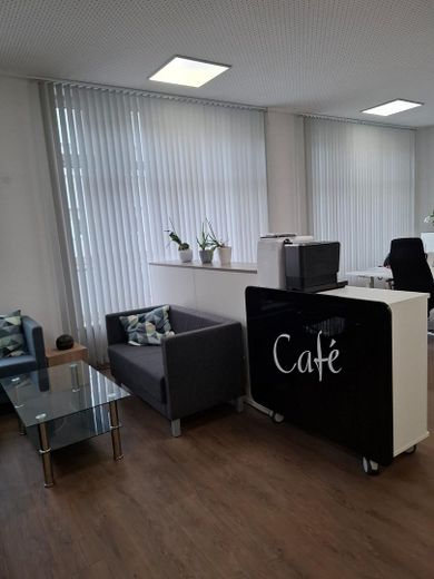 Oberpfalz’daki Weiden’in en iyi konumunda aydınlık ofis kiralık – Fotoğraf 8
