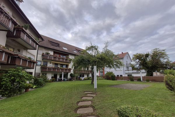 Esclusivo appartamento mansardato centrale di 3,5 locali con finiture interne di pregio, loggia e cucina componibile