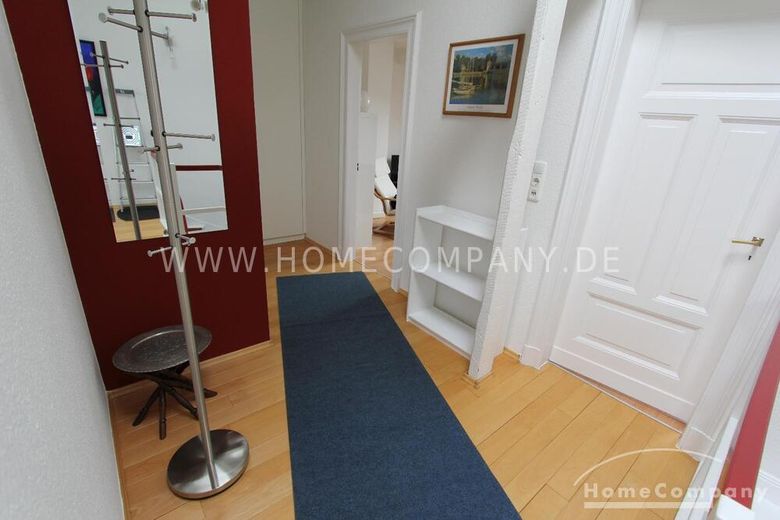 Meblowane 2,5-pokojowe mieszkanie na poddaszu w Bonn Südstadt! – eab24b90d49a7f2dcd03beaf6184ce802435a902.jpg
