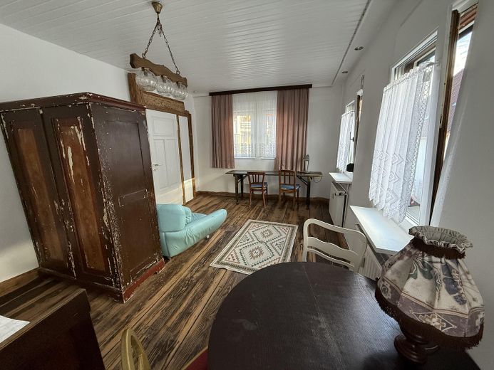 2 ZKB als WG in denkmalgeschütztem Gebäude – 2. Zimmer Blick zum Norden