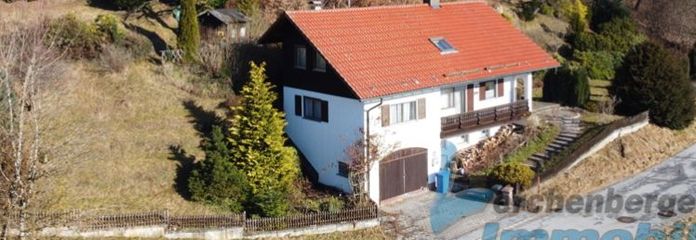 Einfamilienhaus in schöner Höhenlage von Deggendorf