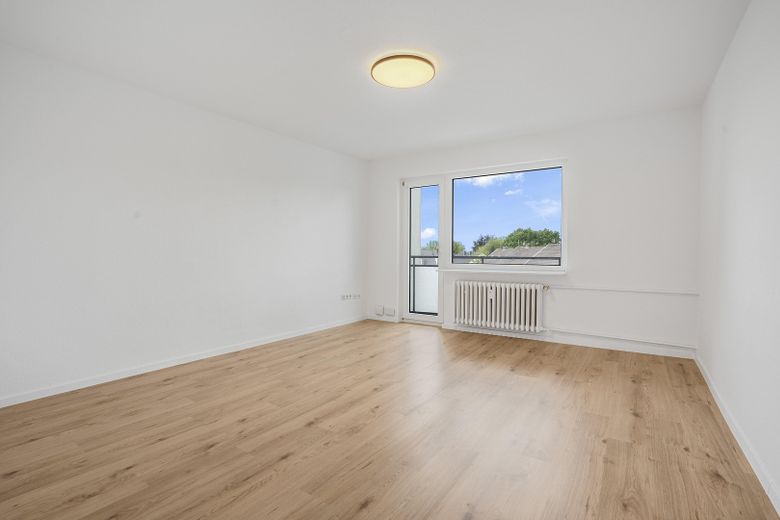 Frisch renovierte 3-Zimmer-Wohnung mit Balkon und Aufzug – sofort einziehen, provisionsfrei – Foto 1