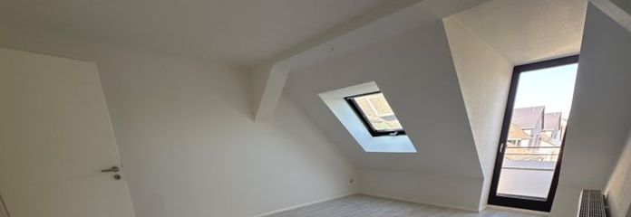 4. OG - Balkon am Wohnzi. - Bad mit Wanne - frei ab SOFORT