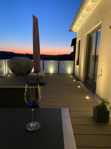 Terrasse bei Nacht