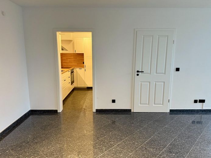 Modern 2-kamerappartement met groot terras, parkeerplaats & toplocatie in Bremen-Findorff – Wohnzimmer