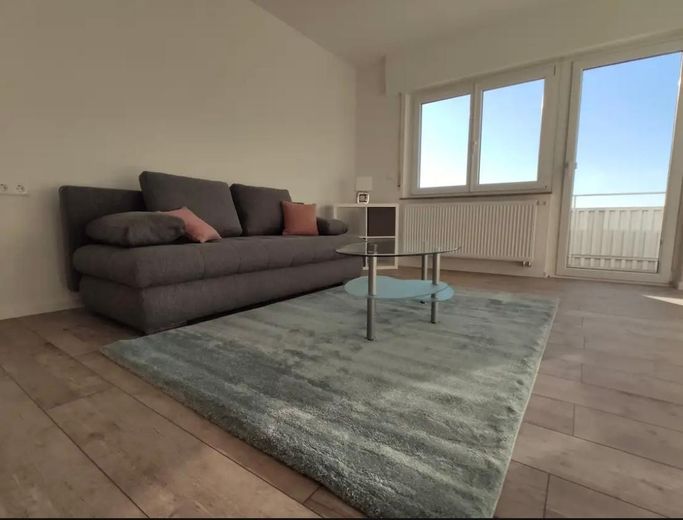 Kernsanierte und lichtdurchflutete 1-Zimmer Wohnung mit Balkon und Fernblick in Stuttgart-Weilimdorf – Foto 4