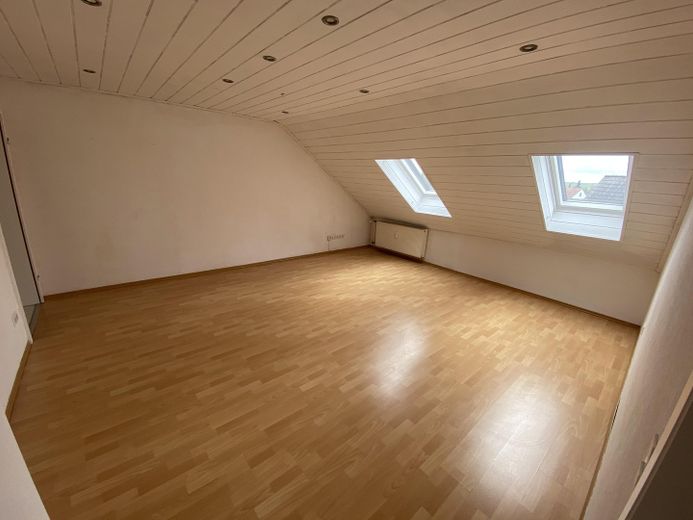 Helle 3 Zimmer Dachgeschosswohnung in Bretzenheim (Nahe) – Foto 1