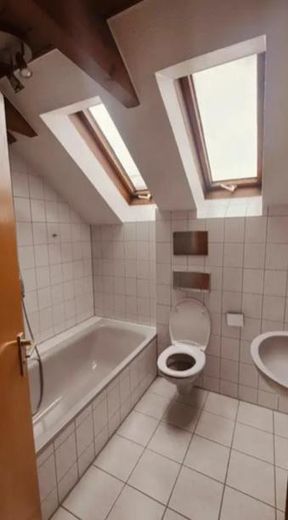 Sonnige 2,5-Zimmer-Dachgeschosswohnung mit 2 Dachterrassen und attraktivem Grundriss in Frommern – Foto 9