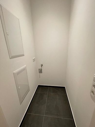 Büyük balkonlu, yeni yenilenmiş 3 odalı daire kiralık – Fotoğraf 10
