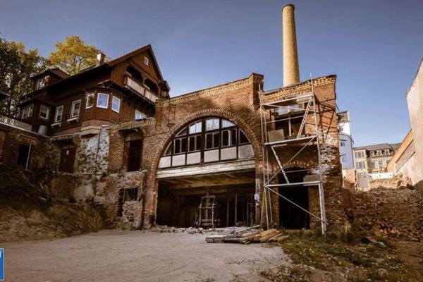 N. oggetto: 13924 - Edificio industriale storico (ex segheria) da ristrutturare in posizione vicina al centro di Plauen