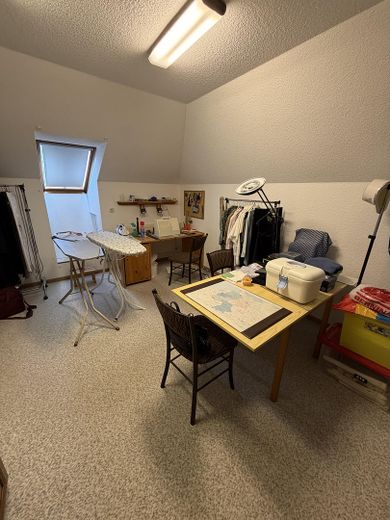 Migliore posizione alla periferia della città, una casa sorprendente, materiali pregiati incorporati – Foto 12