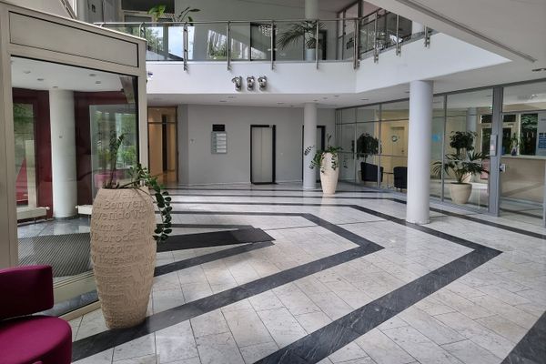 Premium Office – Sofort bezugsfertiges Büro mit Glaswänden und Top-Ausstattung