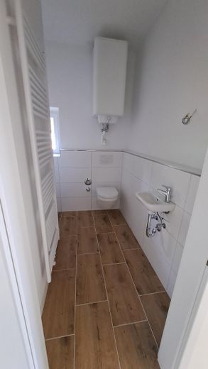 6 Raumwohnung bestehend aus 2 zusammengelegten ETW – WC