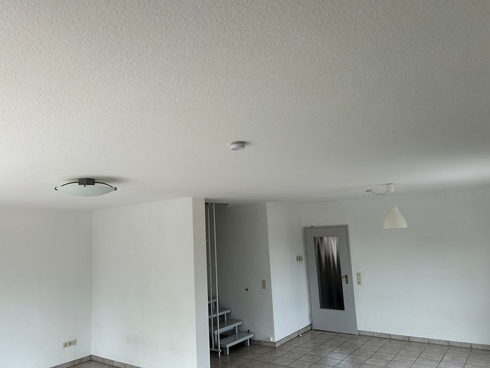 Zentral aber ruhig, Wohnung mit 3 Zimmern und großem Balkon – Foto 9