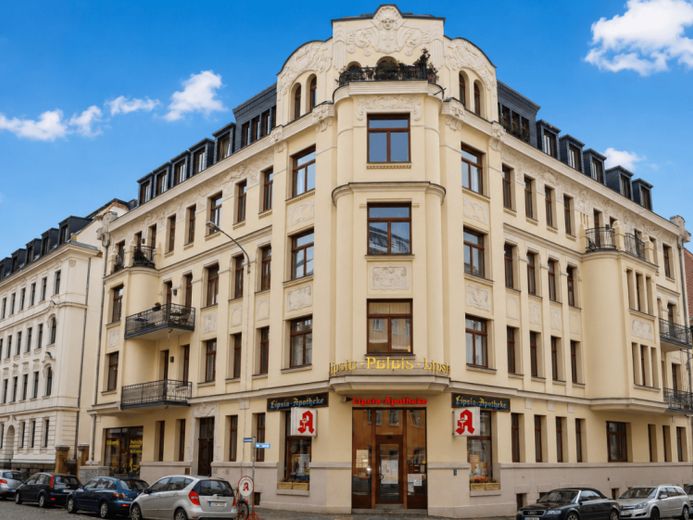 GWARANCJA DOBREGO SAMOPOCZUCIA // Eleganckie mieszkanie na poddaszu w sercu Südvorstadt // w cenie kuchnia w zabudowie – Zdjęcie 1