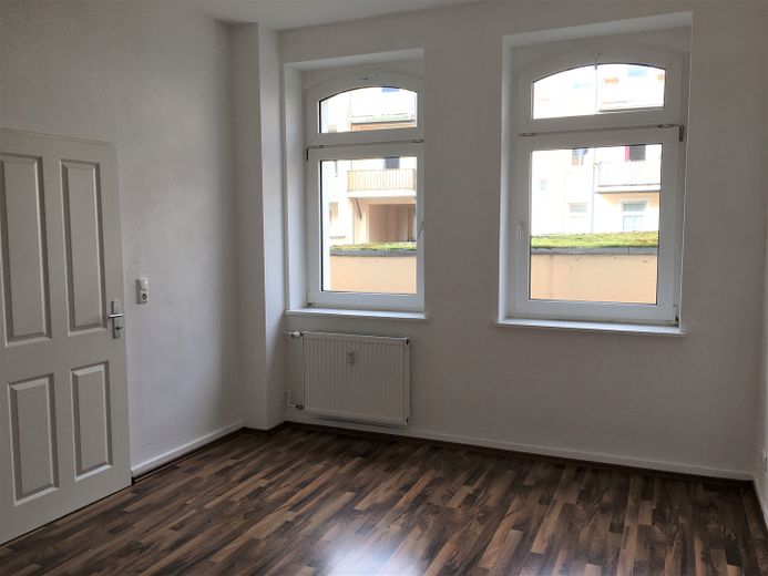 Mieszkanie w kamienicy / dla singla – idealne dla młodych osób – Schlafzimmer: Richtung Fenster