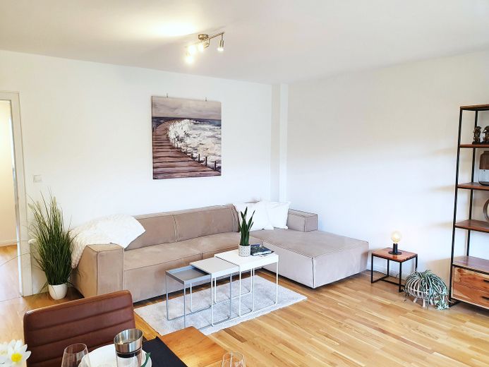 2-кімнатна квартира | Власний сад | Без комісії від власника – Wohnzimmer Sofaecke