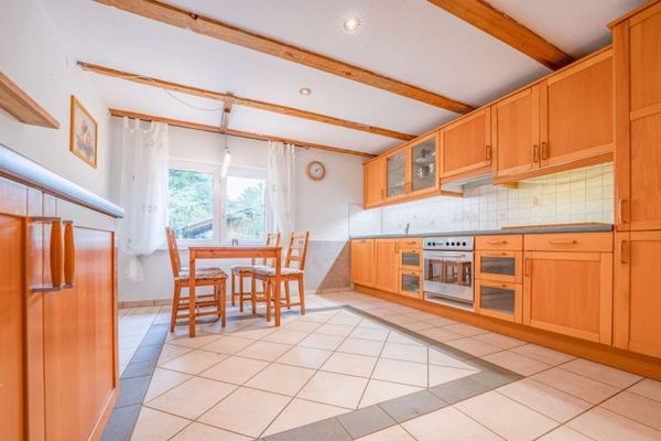 Großzügiges Einfamilienhaus auf ca. 4.800 m² Grundstück