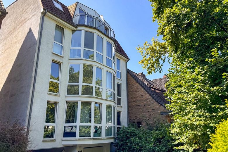 Charming 2-room apartment in the heart of Bremen – Front