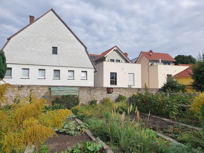 Gärten hinter der Stadtmauer