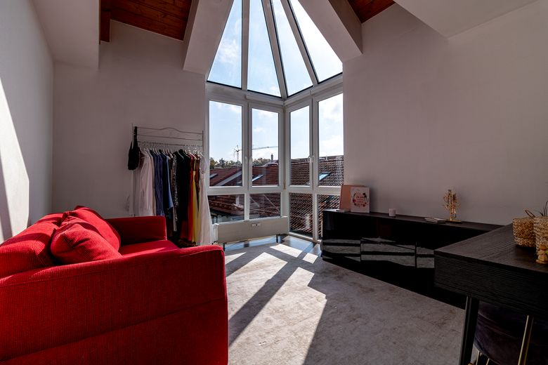 Provisievrij: 4-kam.-galerij-maisonnette, bovenste verdieping, balkon & ondergrondse garage-Geretsried-Stein – 2.Schlafzimmer 2.OG
