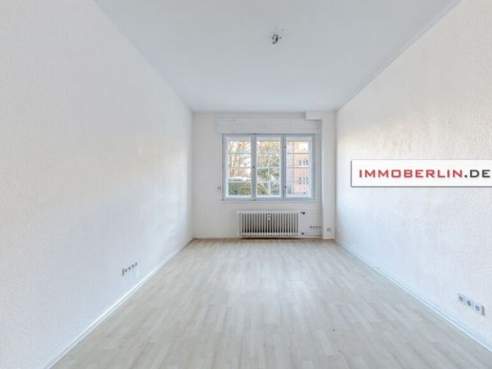 IMMOBERLIN.DE - Geräumige Altbauwohnung mit Loggia beim Britzer Garten – Foto 1