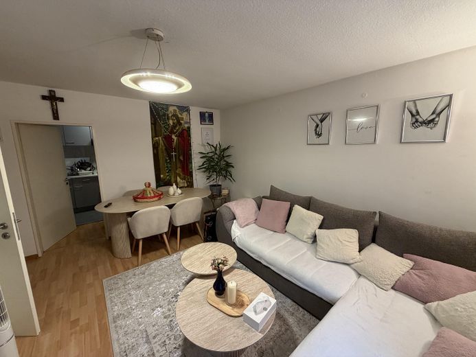 Bilocale con cucina, bagno e giardino, Solingen-Wald, ai margini del bosco, ristrutturato, su richiesta con cucina componibile a un piccolo prezzo – Foto 6