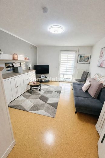 *Liebenswertes Reihenmittelhaus in Helmbrechts - Ihr neues Zuhause mit Weitblick* – OG Gästezimmer