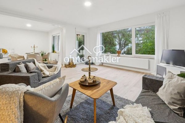 Modernisierte Wohnung mit Reihenhauscharakter, mit Gäste WC und Garten *von Privat*