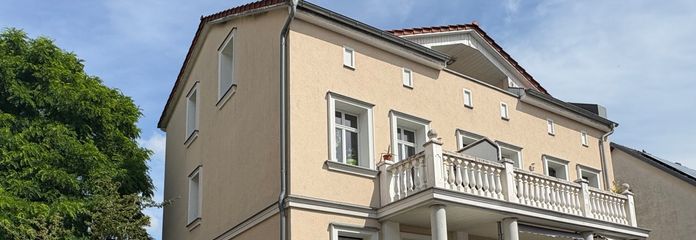 Haus von vorne 