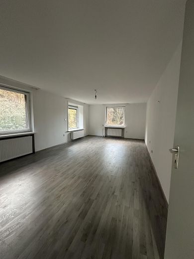 Ein bis Zweifamilienhaus – Foto 5
